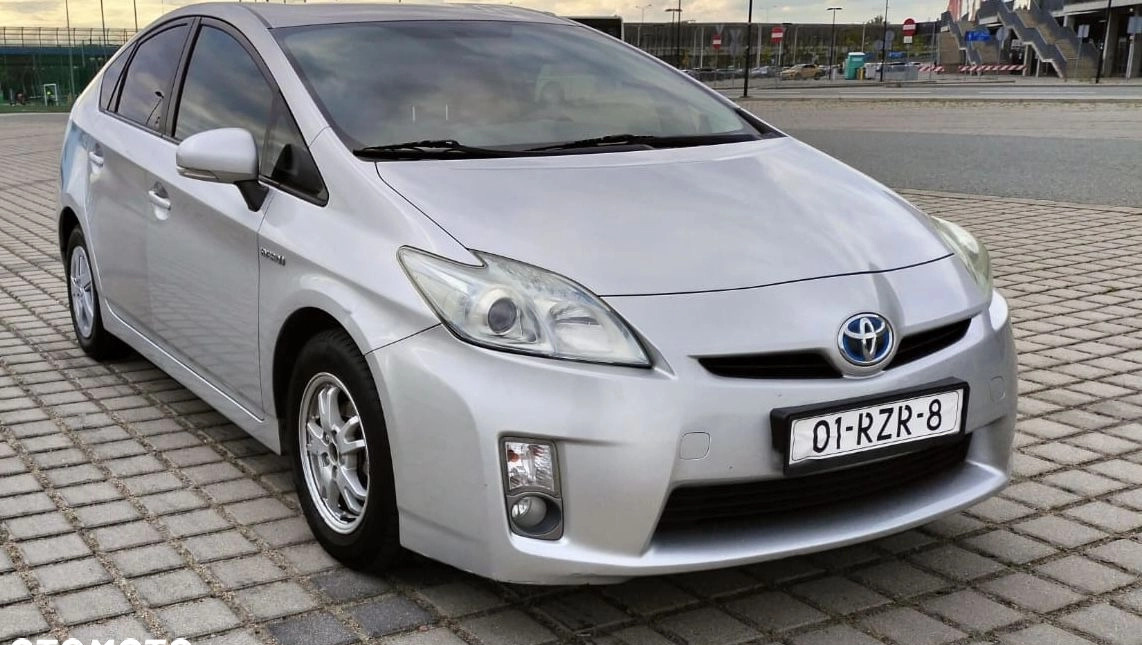 Toyota Prius cena 29900 przebieg: 326000, rok produkcji 2011 z Wrocław małe 37